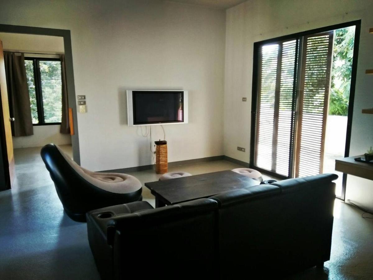 Baba Pim Villa Csiangmaj Kültér fotó